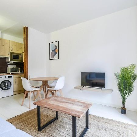 Apartamento Cava Baja Alquiler Temporal Madrid Bagian luar foto
