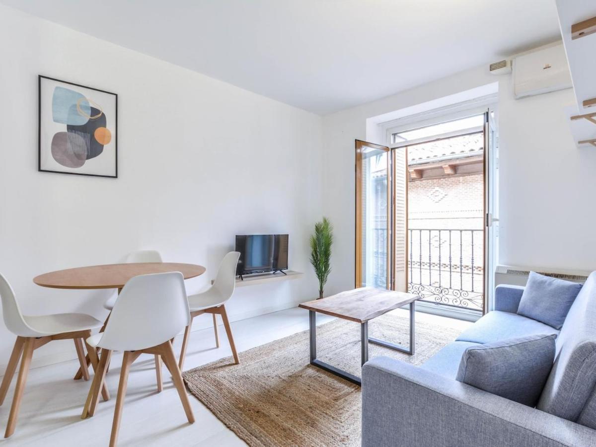 Apartamento Cava Baja Alquiler Temporal Madrid Bagian luar foto