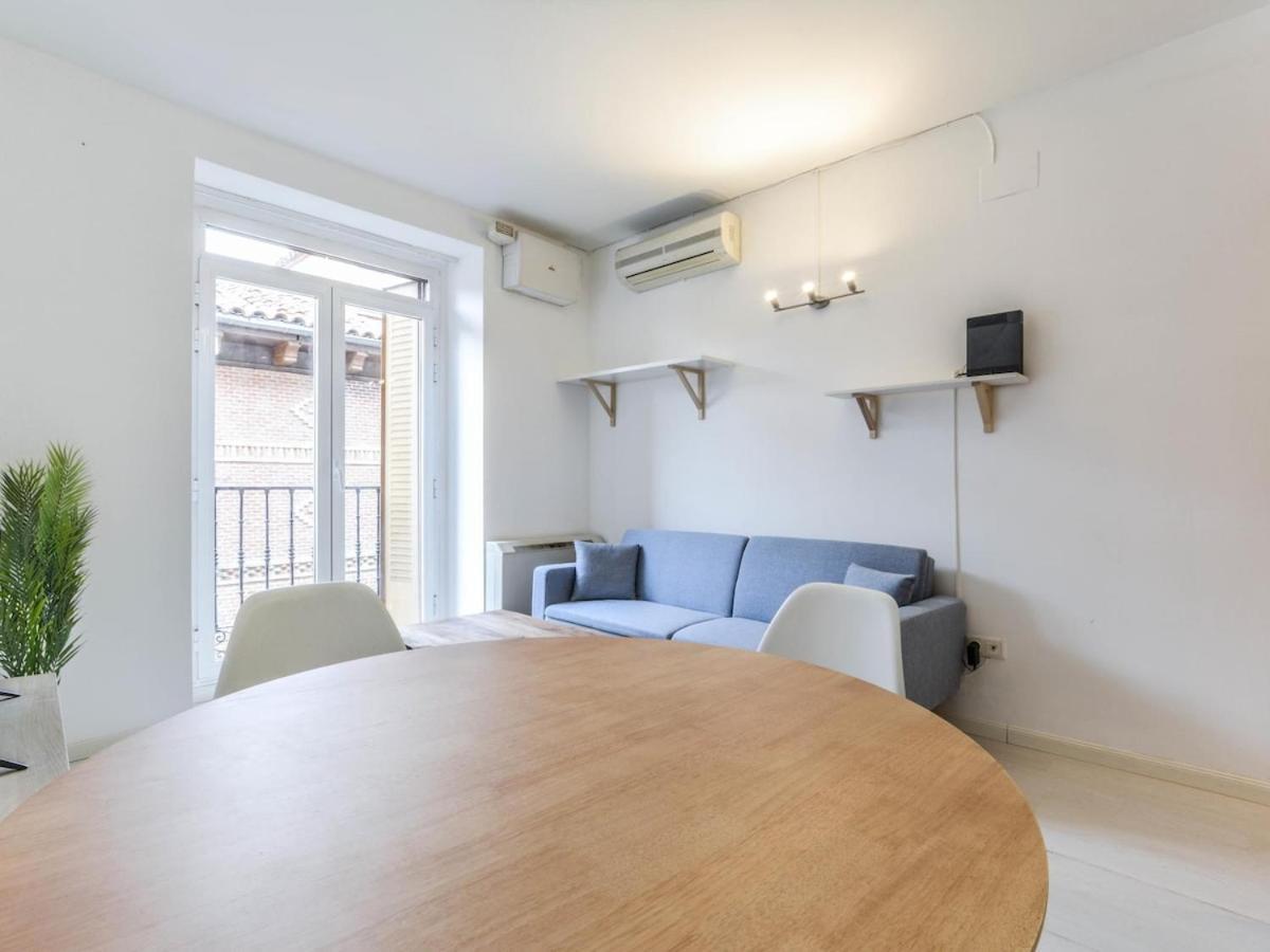 Apartamento Cava Baja Alquiler Temporal Madrid Bagian luar foto