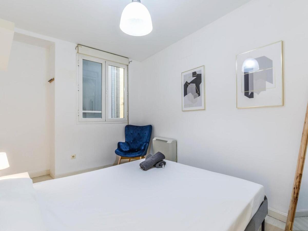 Apartamento Cava Baja Alquiler Temporal Madrid Bagian luar foto