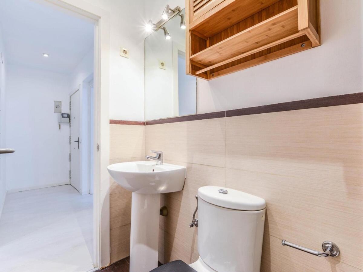 Apartamento Cava Baja Alquiler Temporal Madrid Bagian luar foto