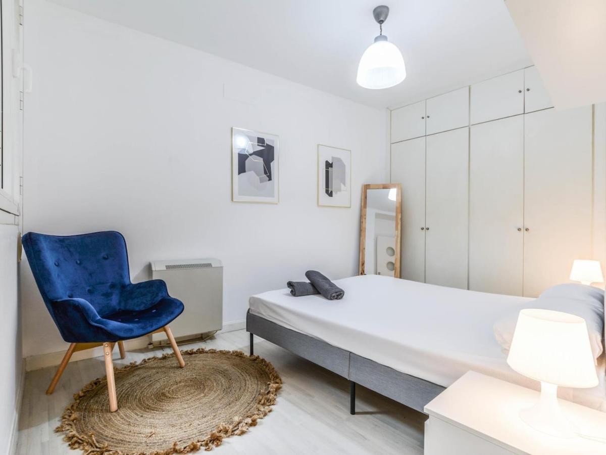 Apartamento Cava Baja Alquiler Temporal Madrid Bagian luar foto